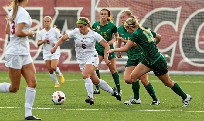Laura Moore (#6) has helped lead the Falcons to a 4-0 record and up to No. 7 in the NSCAA Top-25 Poll.